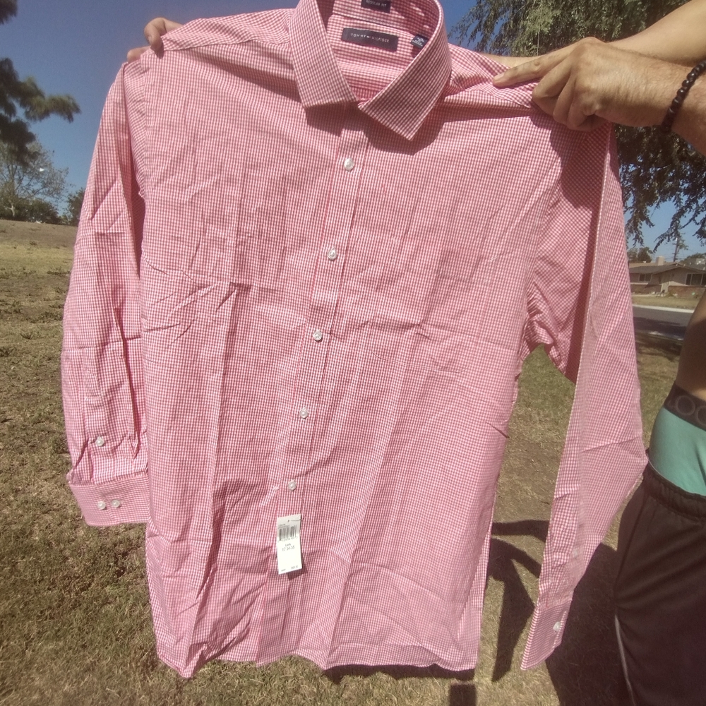 Tommy Hilfiger men's button up shirt NWT Lava 17 34/35 Extra Large